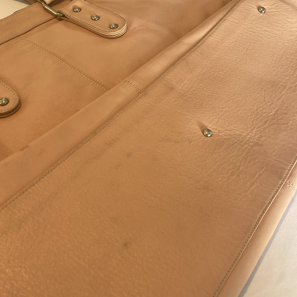 Leather Weekender Bag - Picture 6 of 11